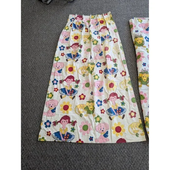 Vintage Sears Raggedy Ann 2 Bedspreads 4 Curtains 2 Valances Twin Set - Picture 2 of 16